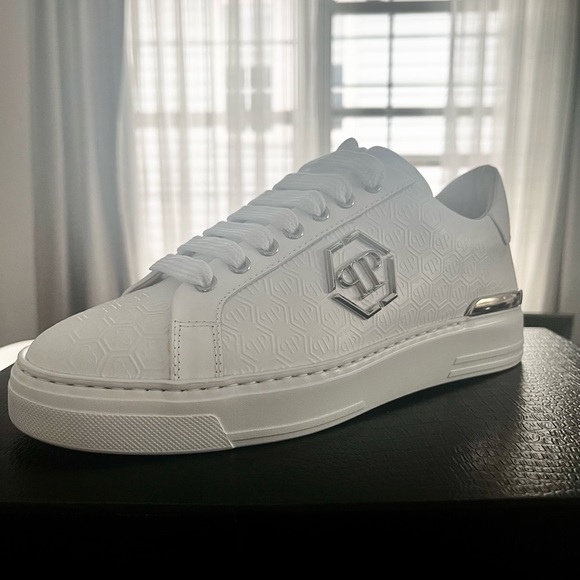 Philipp Plein Nappa Leather Lo-Top Sneakers Monogram - Picture 1 of 4